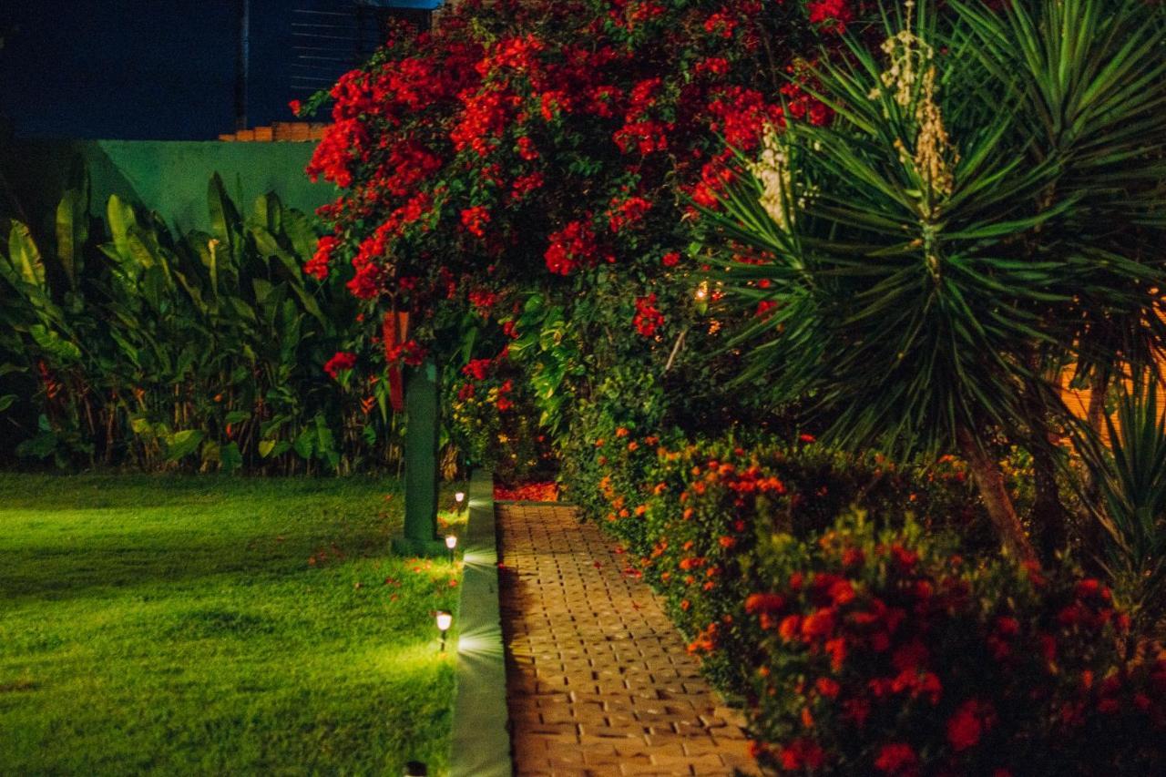 Free! Hostel Vila Praia de Pipa ภายนอก รูปภาพ