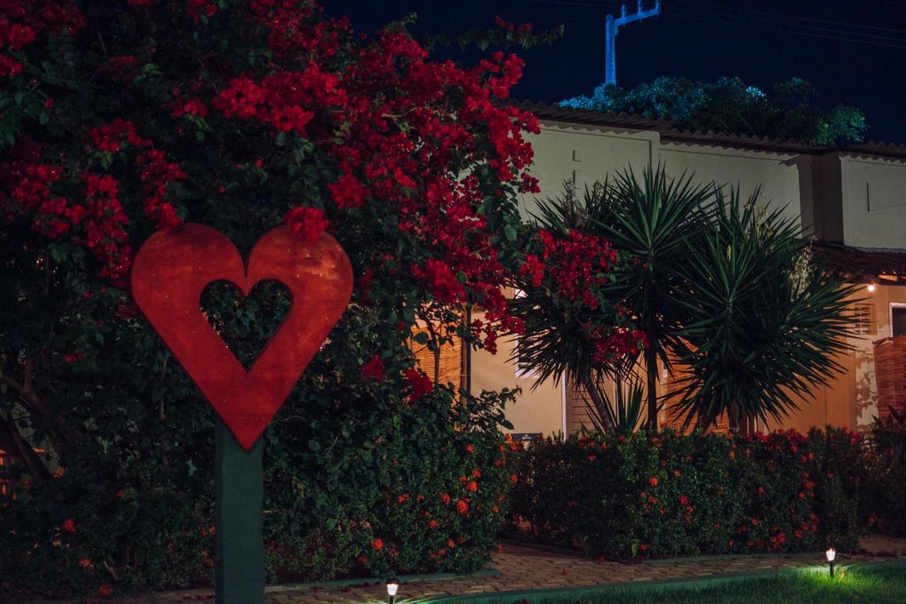 Free! Hostel Vila Praia de Pipa ภายนอก รูปภาพ